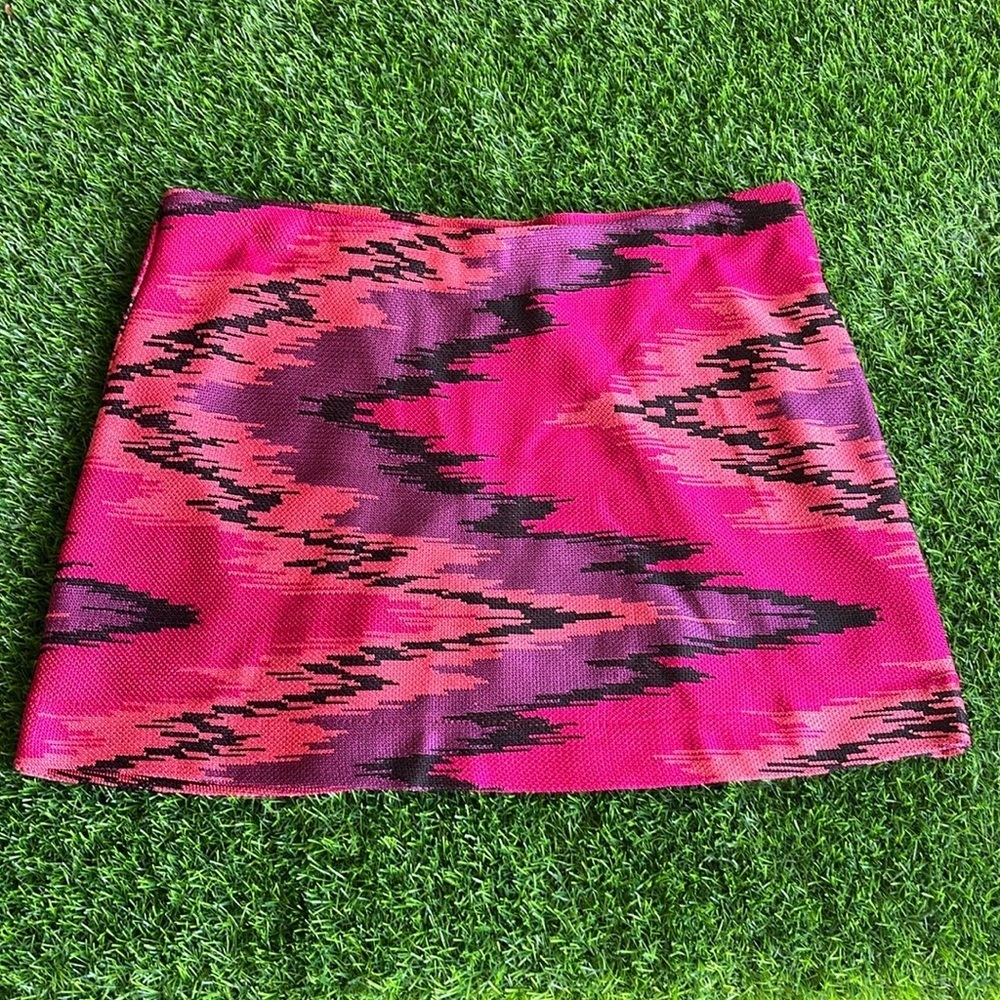 HALE BOB Designed To Mesmerize Mini Skirt size small